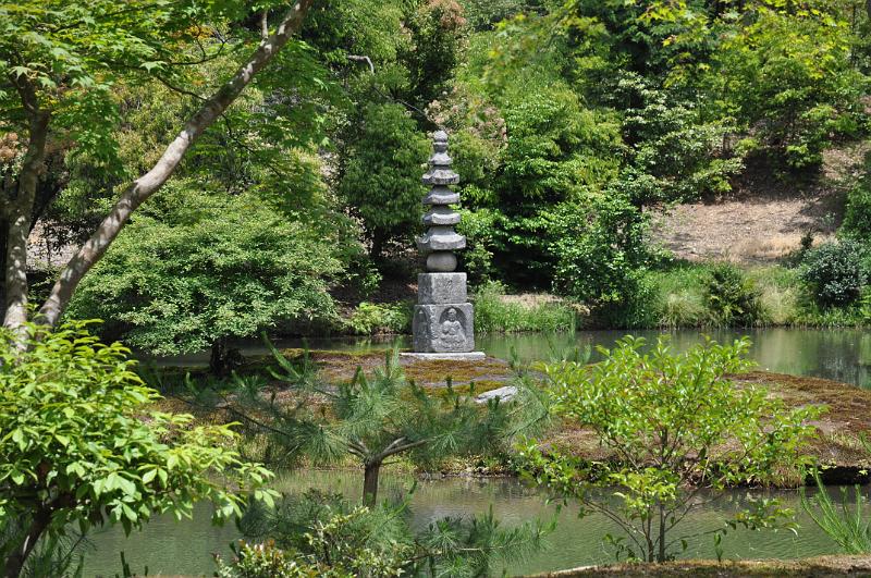 foto_20150525_1139_01.jpg - [de]Park beim Kinkakuji.[en]Park around Kinkakuji.