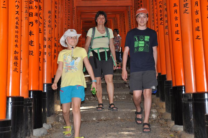 foto_20150527_1445_01.jpg - [de]Fushimi-Inari Schrein.[en]Fushimi Inari shrine.